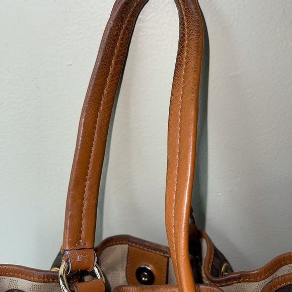 Michael Kors Marina Drawstring Tote Large - Picture 6 of 11